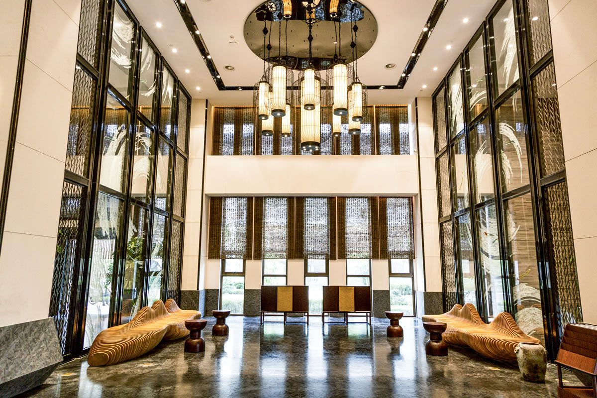 luxury hotel furniture supplier Dubai factory