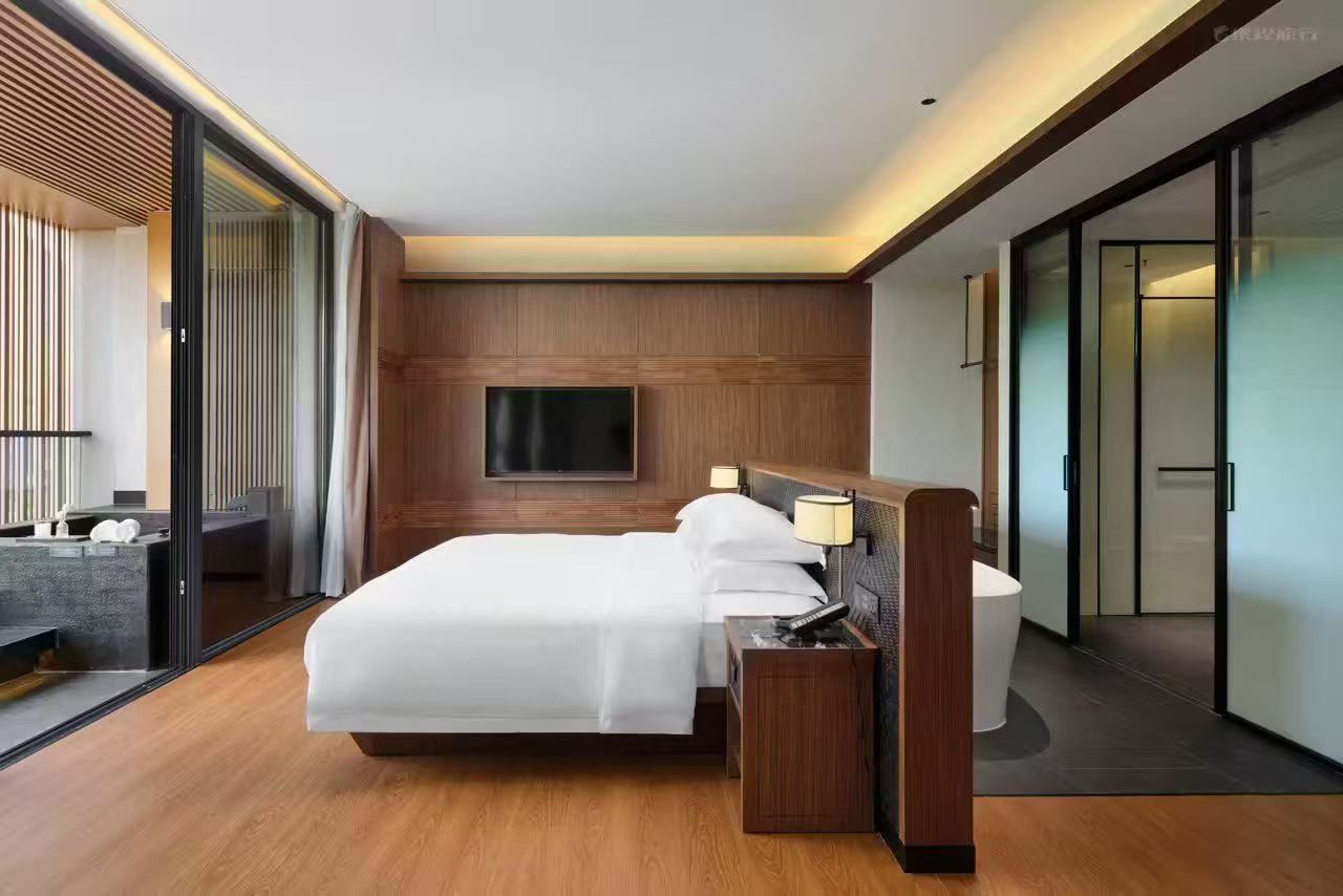 modern-hotel-suite-interior-design-FFE