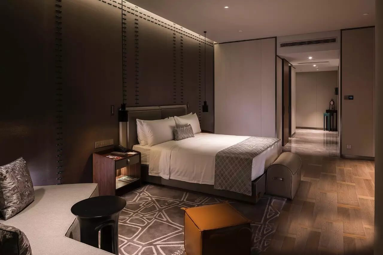 Global hotel FF&E manufacturer producing commercial furniture for USA projects
