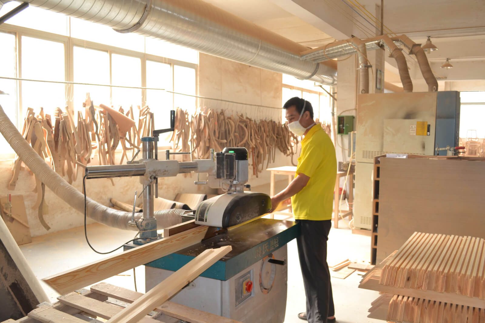 Factory manufacturing commercial grade custom wood hotel furniture